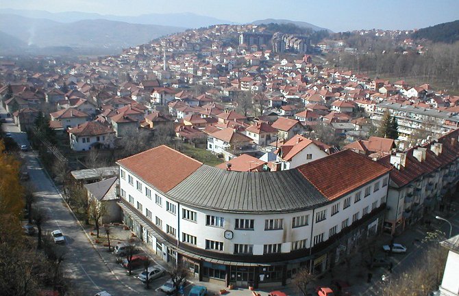 Uhapšena tri lica zbog krađe čekića vrijednog 20.000 eura