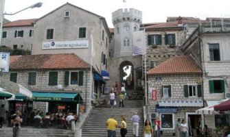 Herceg Novi: Podgoričanin osumnjičen za dva krivična djela