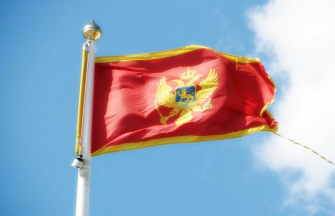 Ambasadorima Crne Gore plata od tri do pet hiljada eura