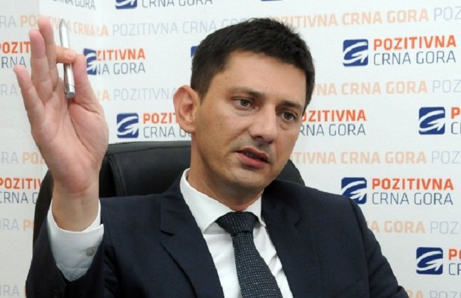 Pajović: Vlada da raspiše nagradu za dostavljanje informacija o ubistvu Jovanovića  