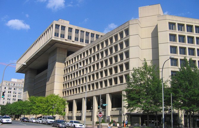 Ubijen muškarac koji je pokušao da provali u zgradu FBI
