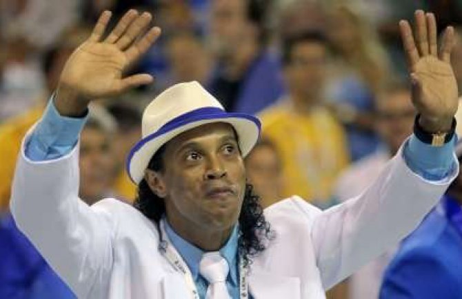 Ronaldinjo: Ne razmišljam o povlačenju