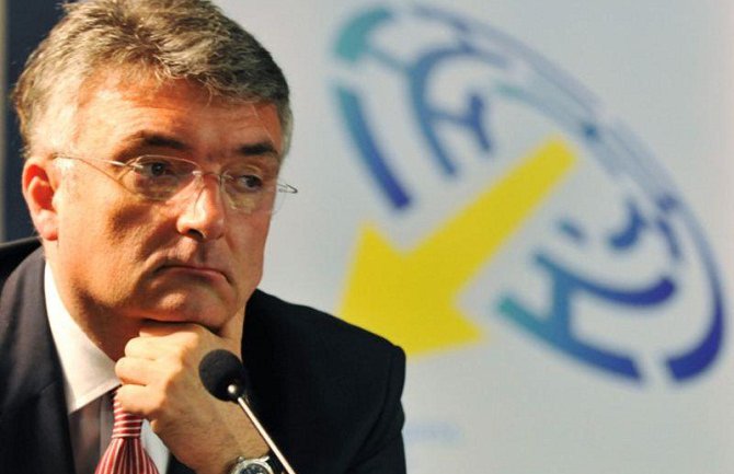Vlahović: Možda nije slučajno što istovremeno dolaze Dodik i Varhelji?