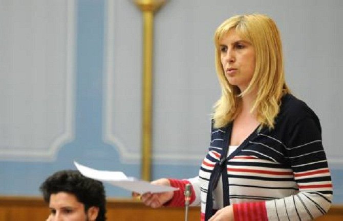 Jonica: Tražim od MUP-a da kaže kakvo je bezbjednosno stanje u CG
