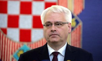 Ivo Josipović na udaru desnice