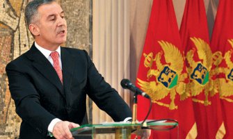 Đukanović izrazio saučešće Gruevskom, zbog pogibije policajaca u Kumanovu