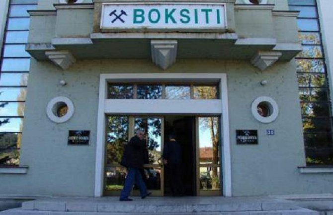 Bivši rudari nikšićkih Boksita nastavili blokadu 