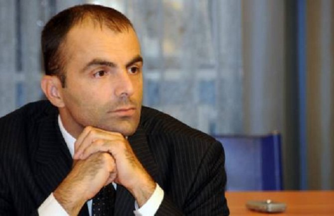 GA Vujanoviću: Niko vas nije tjerao da stavljate potpis