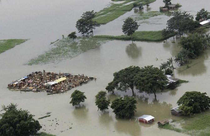 Poplave u Pakistanu i Indiji odnijele 461 život