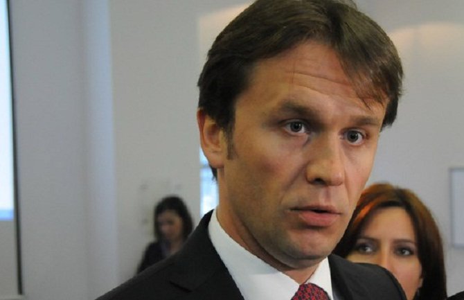 Konjević: Vlada nezakonito pomogla poreskim dužnicima