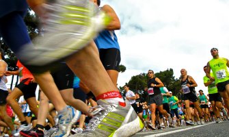 Slabovidi atletičar istrčao 77 maratona za 77 dana