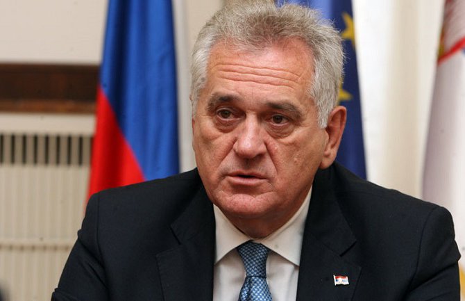  Pritisci neće natjerati Srbiju da prizna samoproglašeno Kosovo