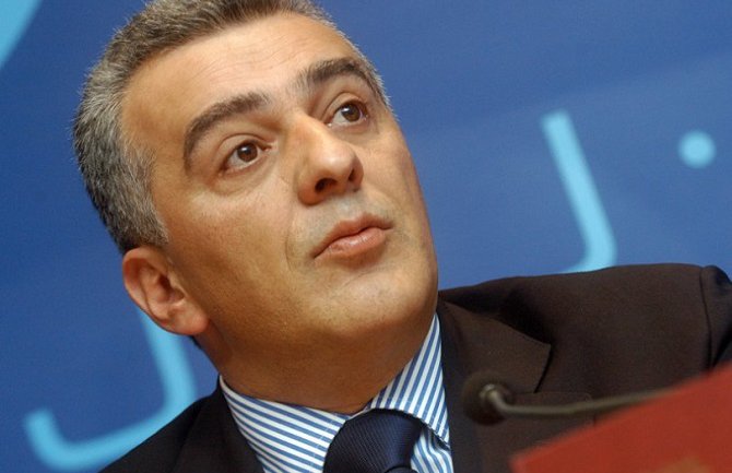 Mandić: Đukanović hoće da zaplaši opoziciju