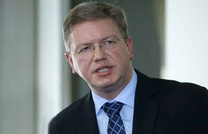 File: Komisija da ubijedi EU