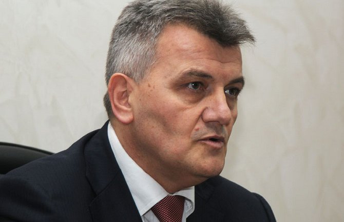 Radunović: Povećanje zarada ljekarima najbolje rješenje 