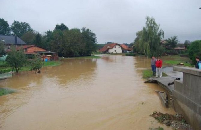 Sloveniji prijete poplave