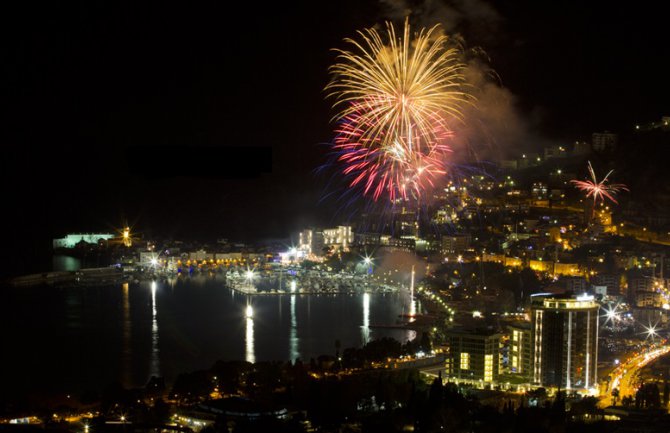 Kako će Balkanci ući u 2015. godinu: Budva u centru pažnje novogodišnje noći u CG
