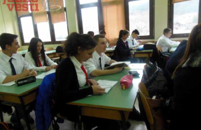 Jagodina: U školama uvode đačke uniforme