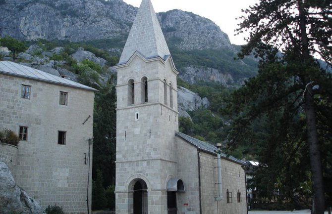 Iz Donjeg manastira Ostrog ukrao 1.500 eura