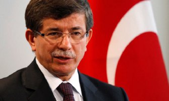  Davutoglu: Želimo da Turci, Kurdi i Arapi budu braća