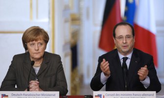 Merkelova i Oland osudili ubistvo Borisa Nemcova 