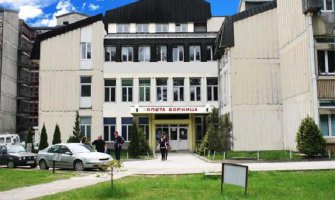 Roditelji inficiranih beba počeli štrajk glađu