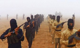 ISIS u Iraku oteo 400 djece i koristi ih za izvođenje napada 