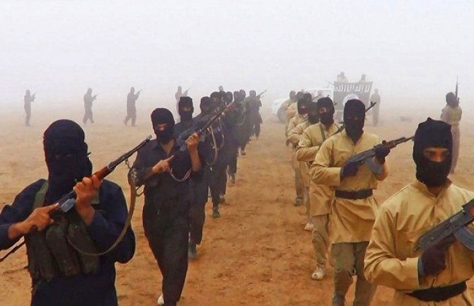 ISIS u Iraku oteo 400 djece i koristi ih za izvođenje napada 