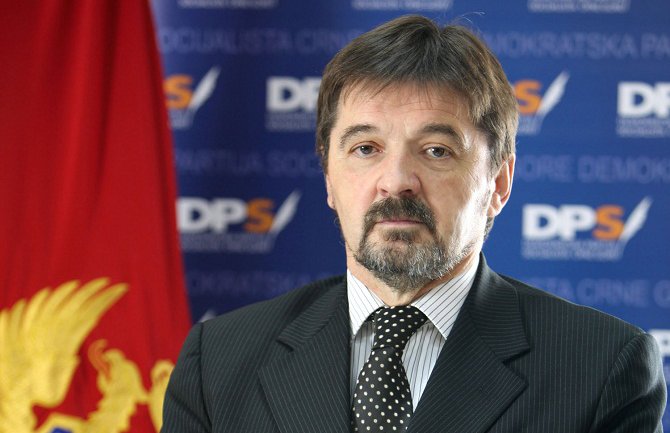 Vuković: Priča o Sutorini nanosi veliku štetu BiH