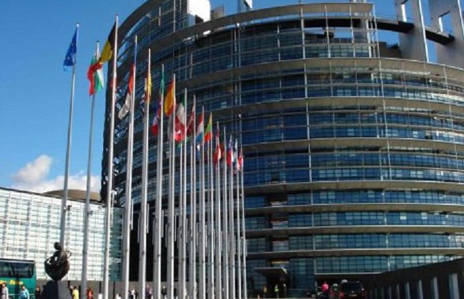 Evropski parlament izrazio zabrinutost zbog plagijata u Srbiji