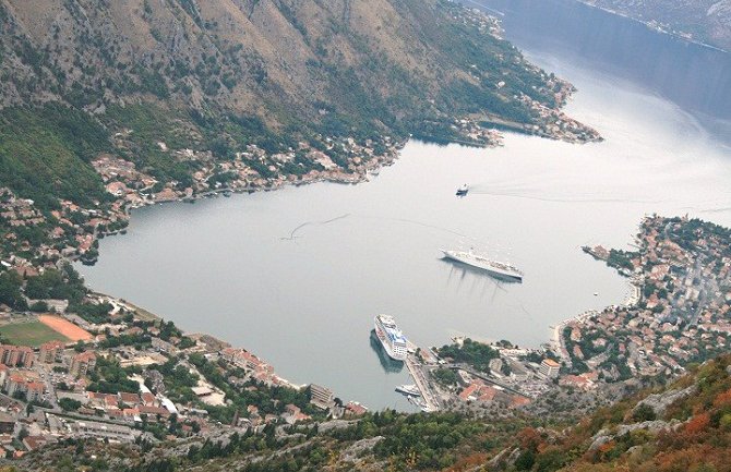  Grbović : Luka Kotor da bude vlasništvo grada