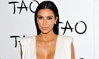 Kim Kardašijan se prefarbala u plavo (FOTO)