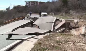 Nevjerovatni snimak klizišta u Markovićima iz vazduha (VIDEO)