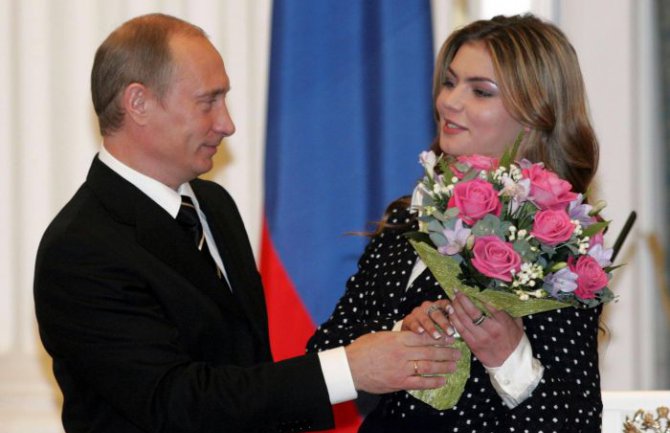 Putin u Švajcarskoj, očekuje rođenje sina?