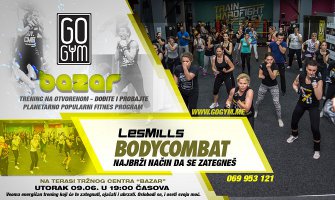 Na terasi tržnog centra Bazar GO GYM organizuje energičan trening