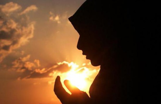 Počeo ramazan, sveti mjesec obaveznog posta muslimana