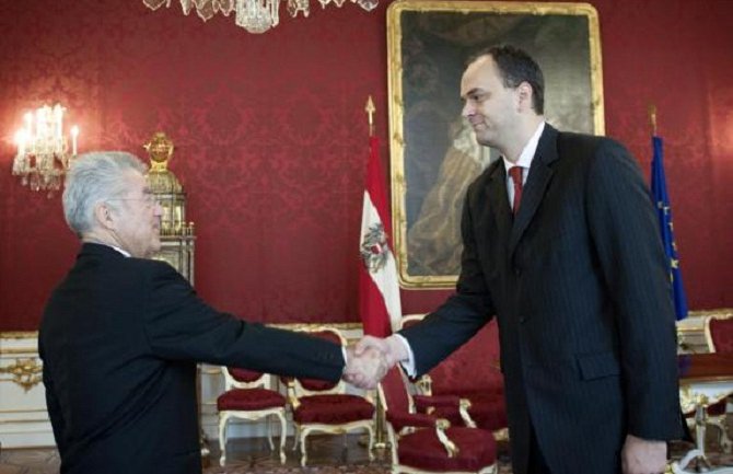 Milić predao akreditivna pisma austrijskom predsjedniku Fišeru