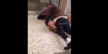 Žestok seks usred tržnog centra! (VIDEO 18+)