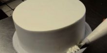 Od obične torte do remek djela za tri minuta!!! (VIDEO)