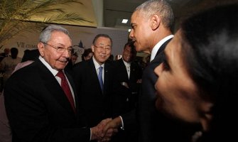Obama i Kastro dogovorili otvaranje ambasada