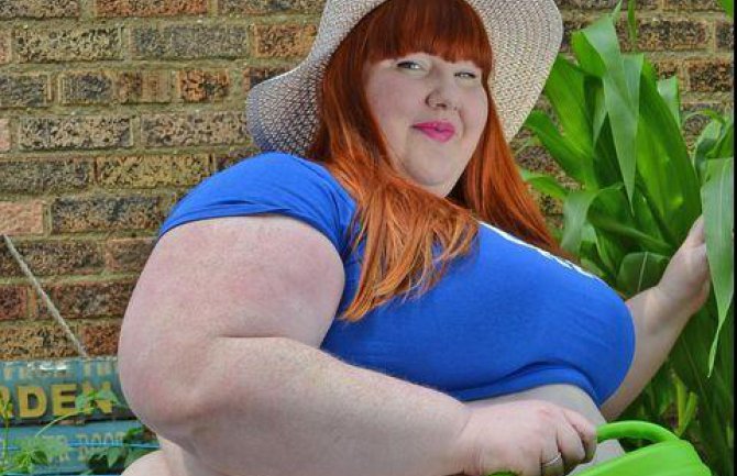 Plus-sajz modeling je otišao u još veću krajnost (FOTO)