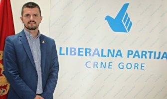 Sindikati se svađaju, radnici ispaštaju! 