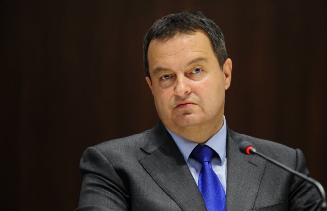  Dačić zaustavio slovenačke avione