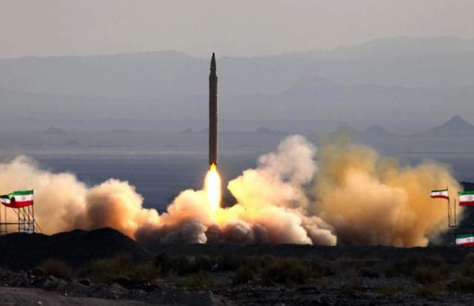 Iran predstavio novu balističku raketu