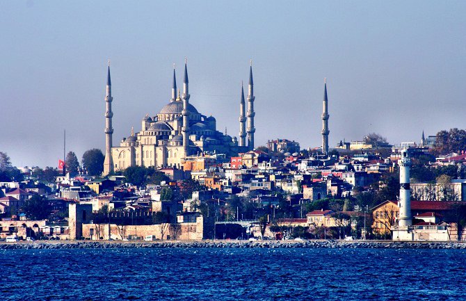 Istanbul: 100.000 ljudi protestvovalo protiv kurdskih ekstremista