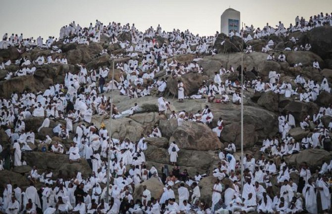 Meka: Broj žrtava raste, najmanje 717 stradalih, preko 800 povrijeđenih
