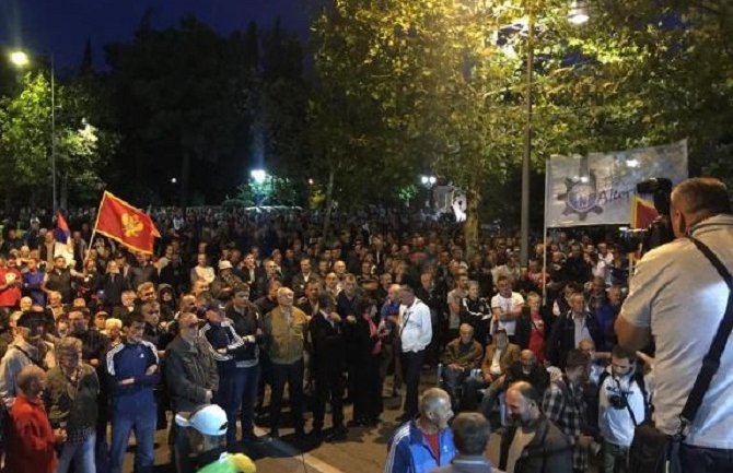 Kulminacija političke neodgovornosti i primitivizma DF-a
