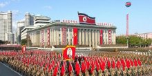 Velika vojna parada u Sjevernoj Koreji(FOTO)