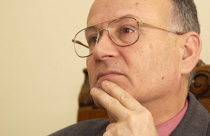 Grahovac: Predlog zakona o vojsci apsurd bez presedana