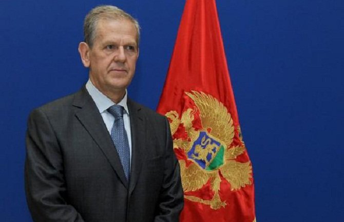 Šegrt da se opozove sa funkcije ministra zdravlja